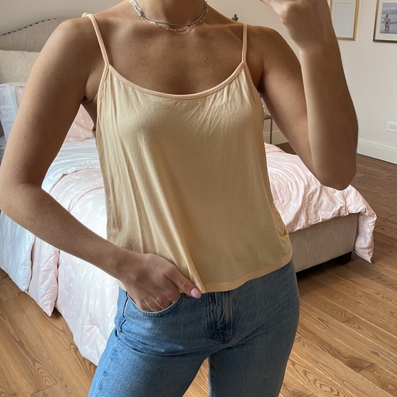 Orange coral color tank top - Picture 2 of 9